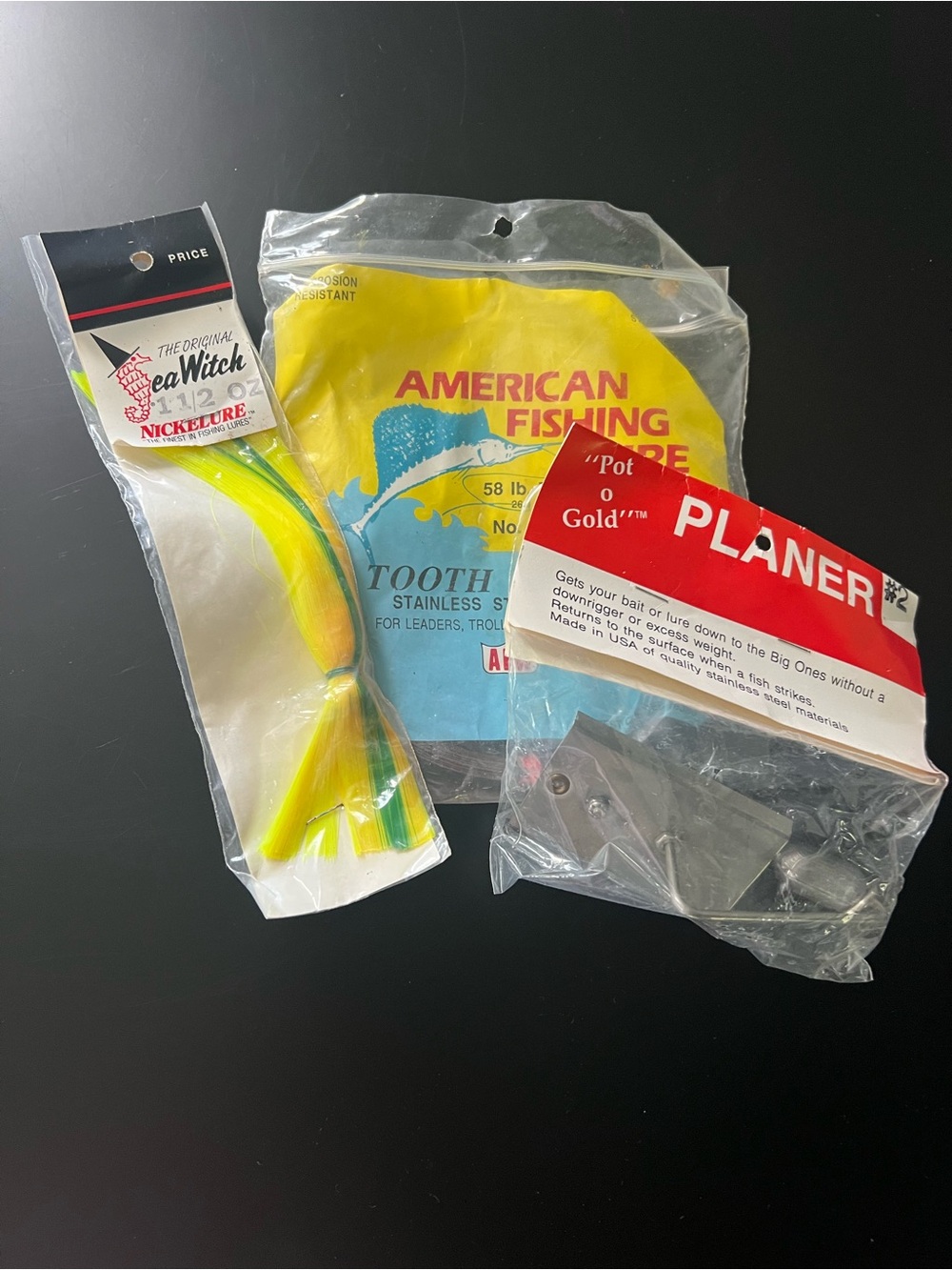 Fishing bundle-wire, lure, planer